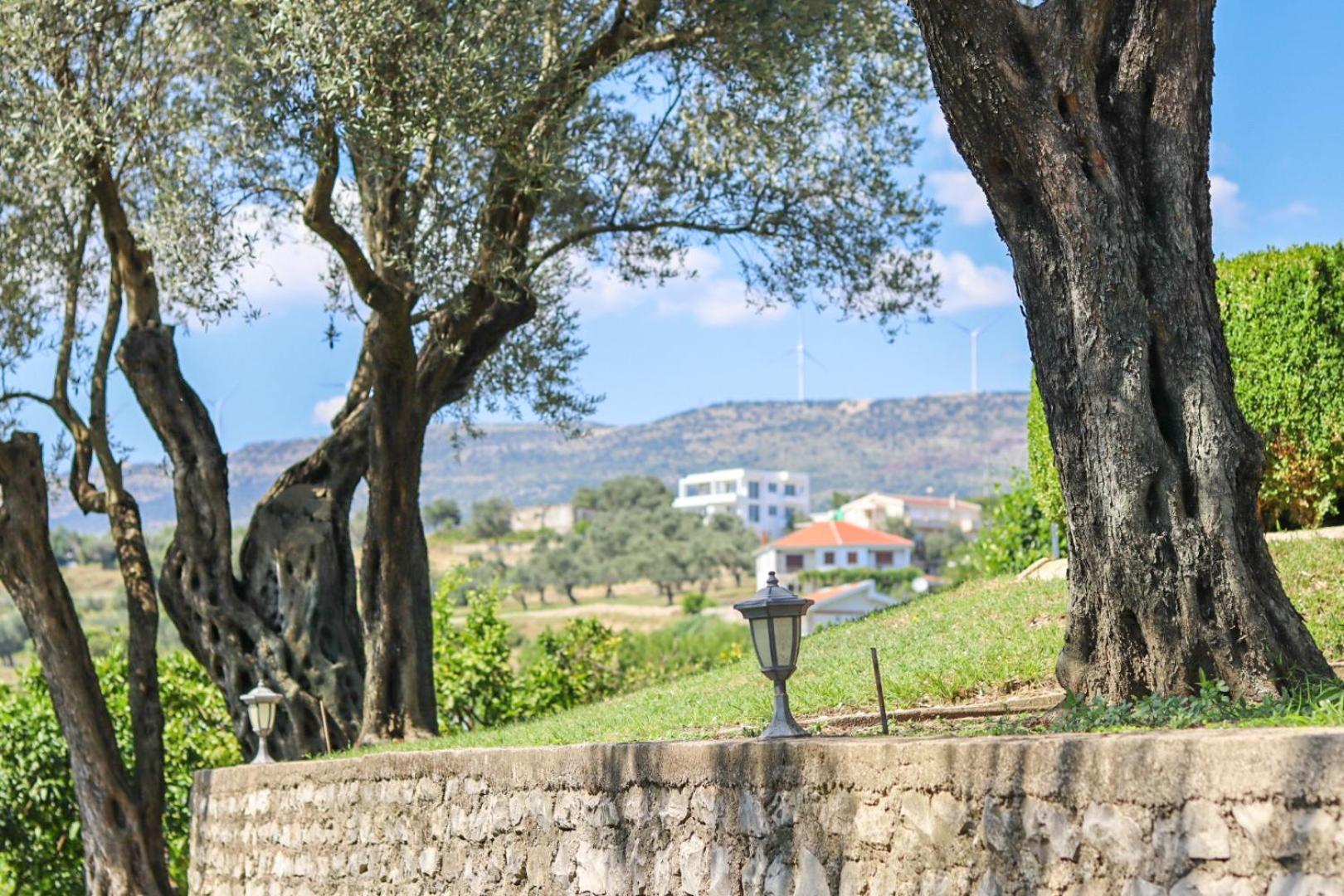 Hilja'S Oliven Garden Bungalows Ulcinj Buitenkant foto